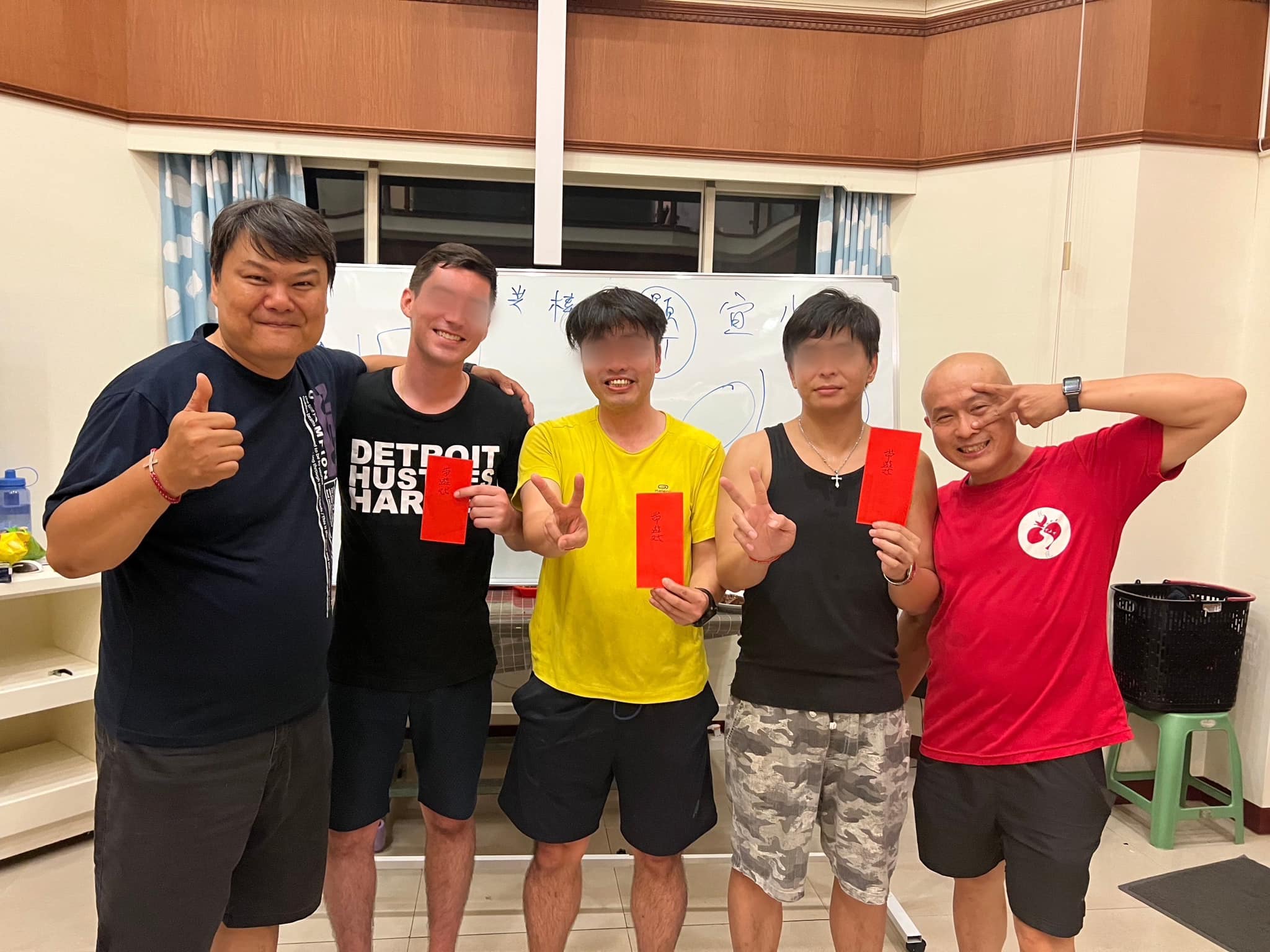 復育中心舉辦烤肉賞月活動